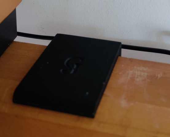 Prise TTL bureau fixation