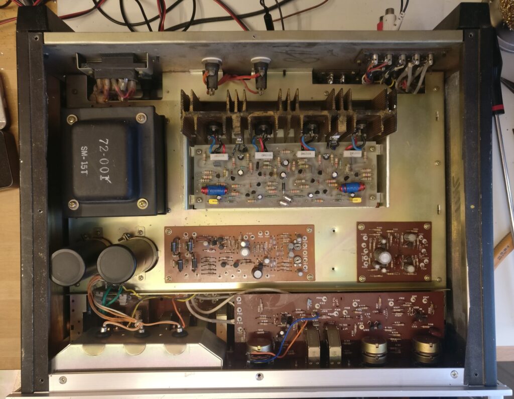 Lenco A50 électronique 5
