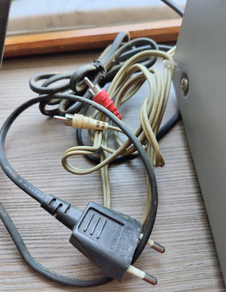 Sony St212 - 6