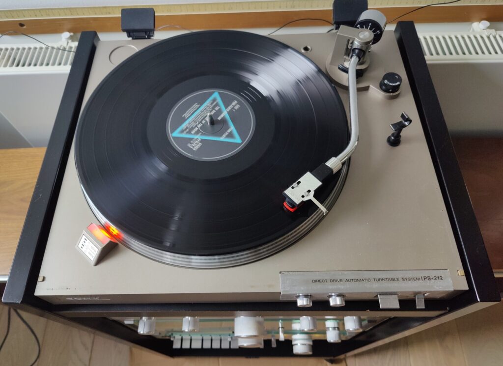 Sony 212-3