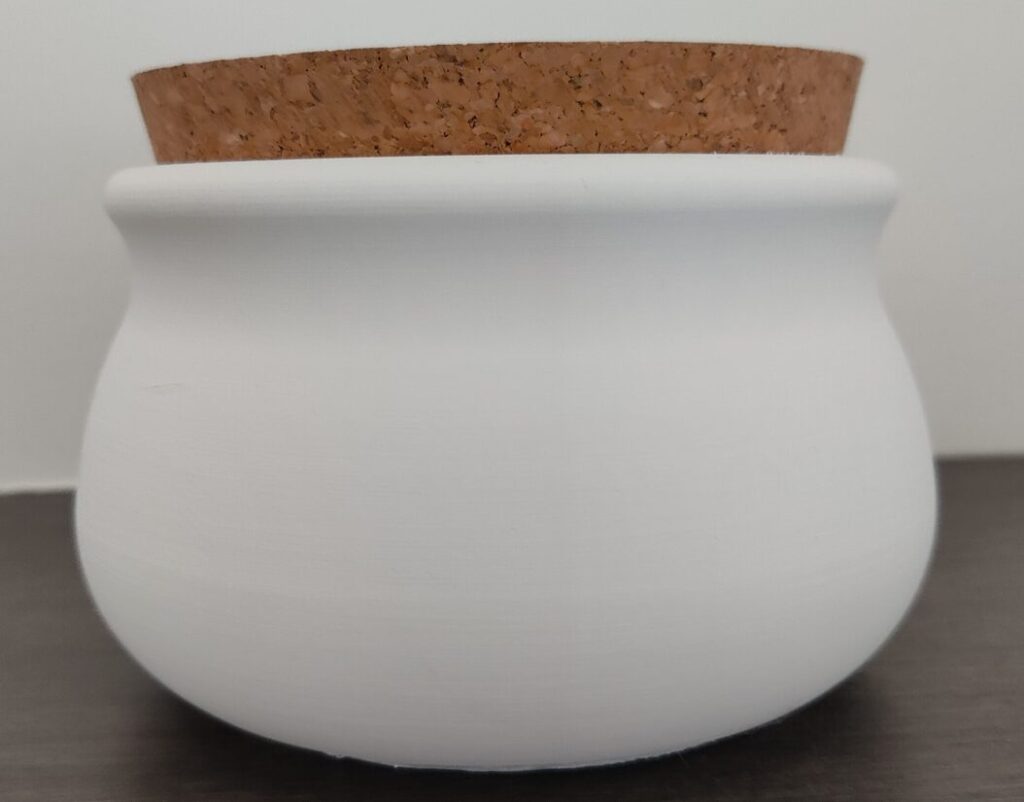 Joli pot décoratif